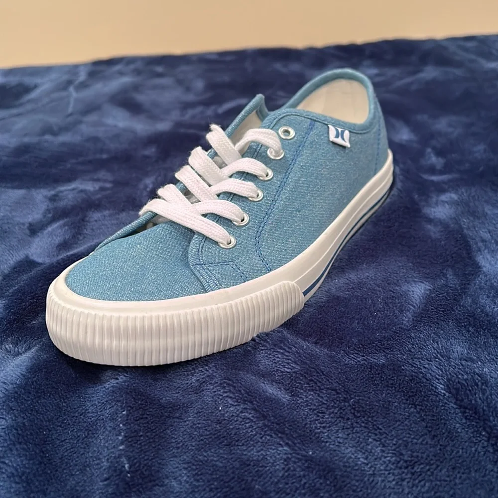 Hurley Ceta Sneakers - Picture 1 of 10